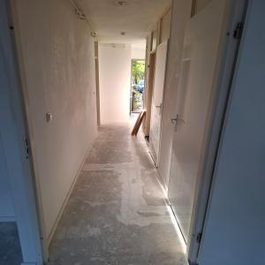 housePhoto