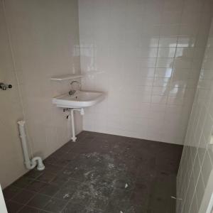 housePhoto