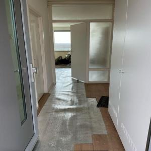 housePhoto