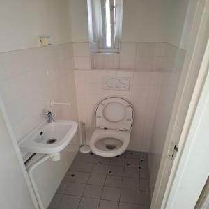housePhoto