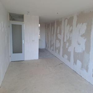 housePhoto