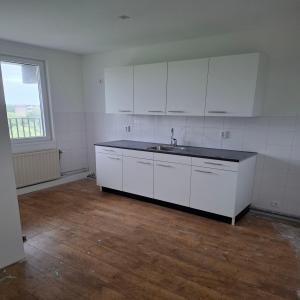 housePhoto