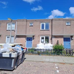 housePhoto