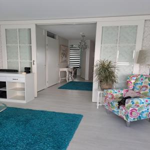housePhoto