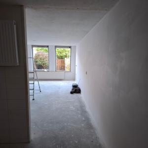 housePhoto
