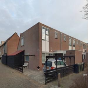 housePhoto