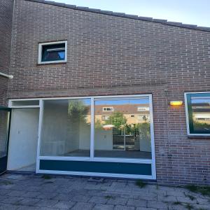 housePhoto