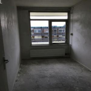 housePhoto