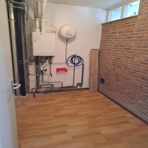 housePhoto