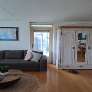 housePhoto