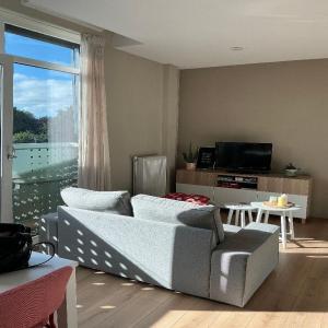 housePhoto